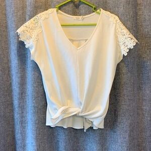 *Women’s Harper xxsmall  front tie top